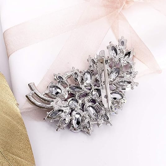 Luxury Purple Crystal Flower Brooch – Elegant Rhinestone Pin for Women’s Suits, Scarves, or Dresses