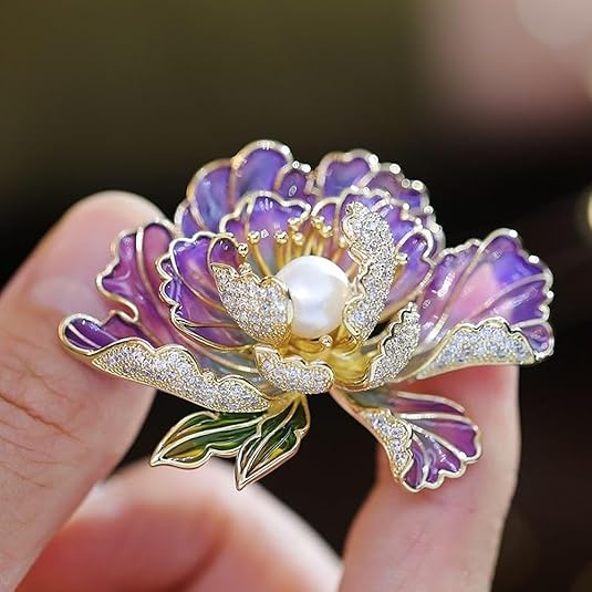 Elegant Purple Flower Brooch with Faux Pearl – Vintage Enamel Floral Pin for Women